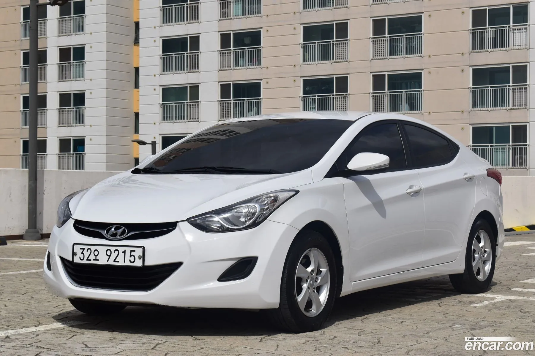 Hyundai Avante V Lpi M16 Deluxe 2011 - фотография 17447779