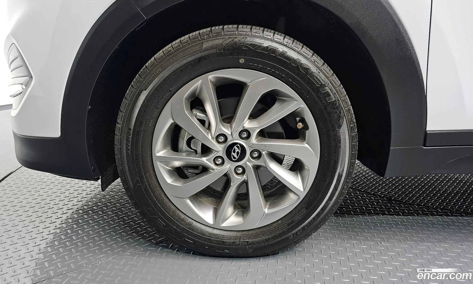 Hyundai Tucson Iii Diesel 20 2Wd 2018 - фотография 18060748