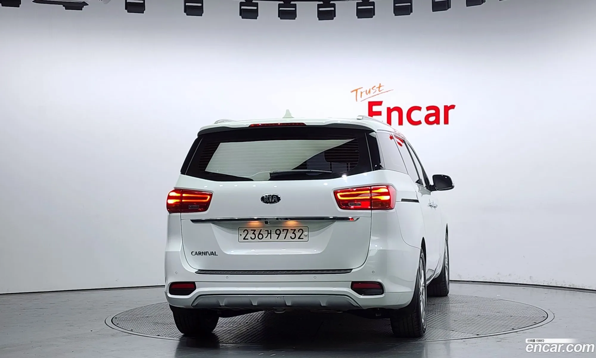 Kia Carnival Iii 9-Seater Prestige 2019 - фотография 12546057