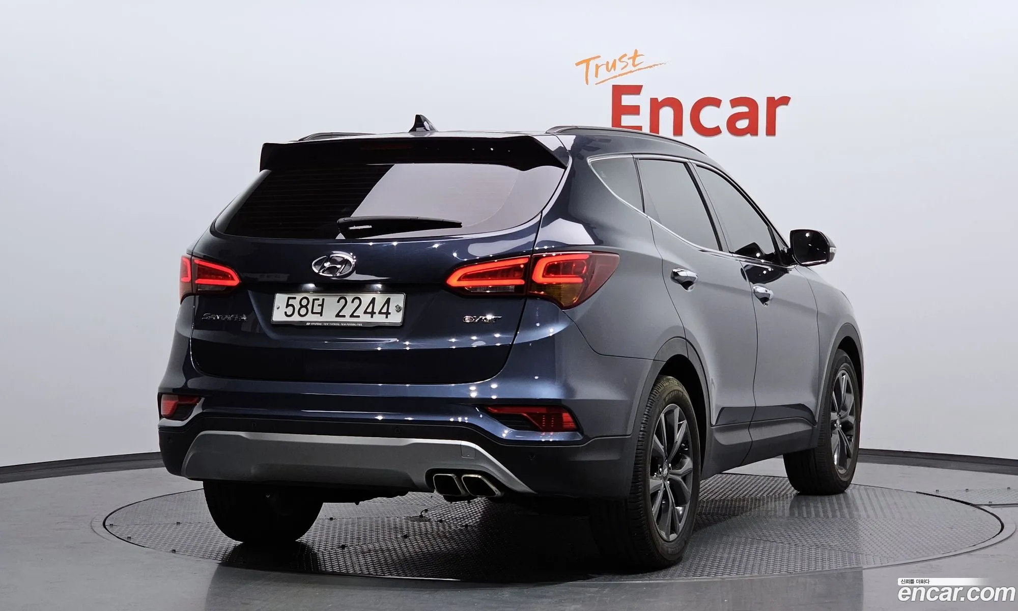Hyundai Santa Fe Iii Diesel 20 2Wd 2016 - фотография 15995279