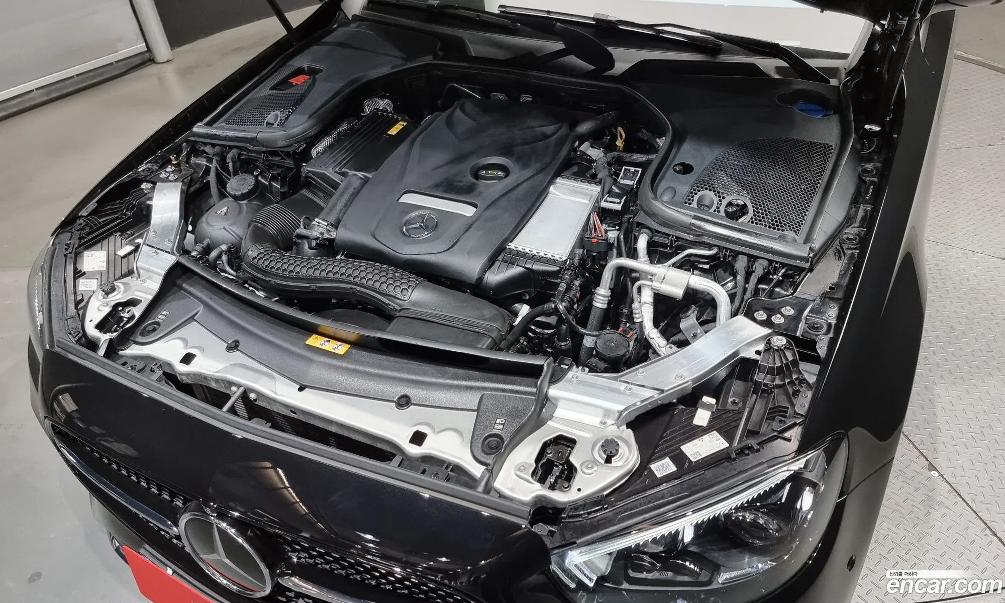 Mercedes-Benz E-Klasse E250 Amg Line 2023 - фотография 12825047