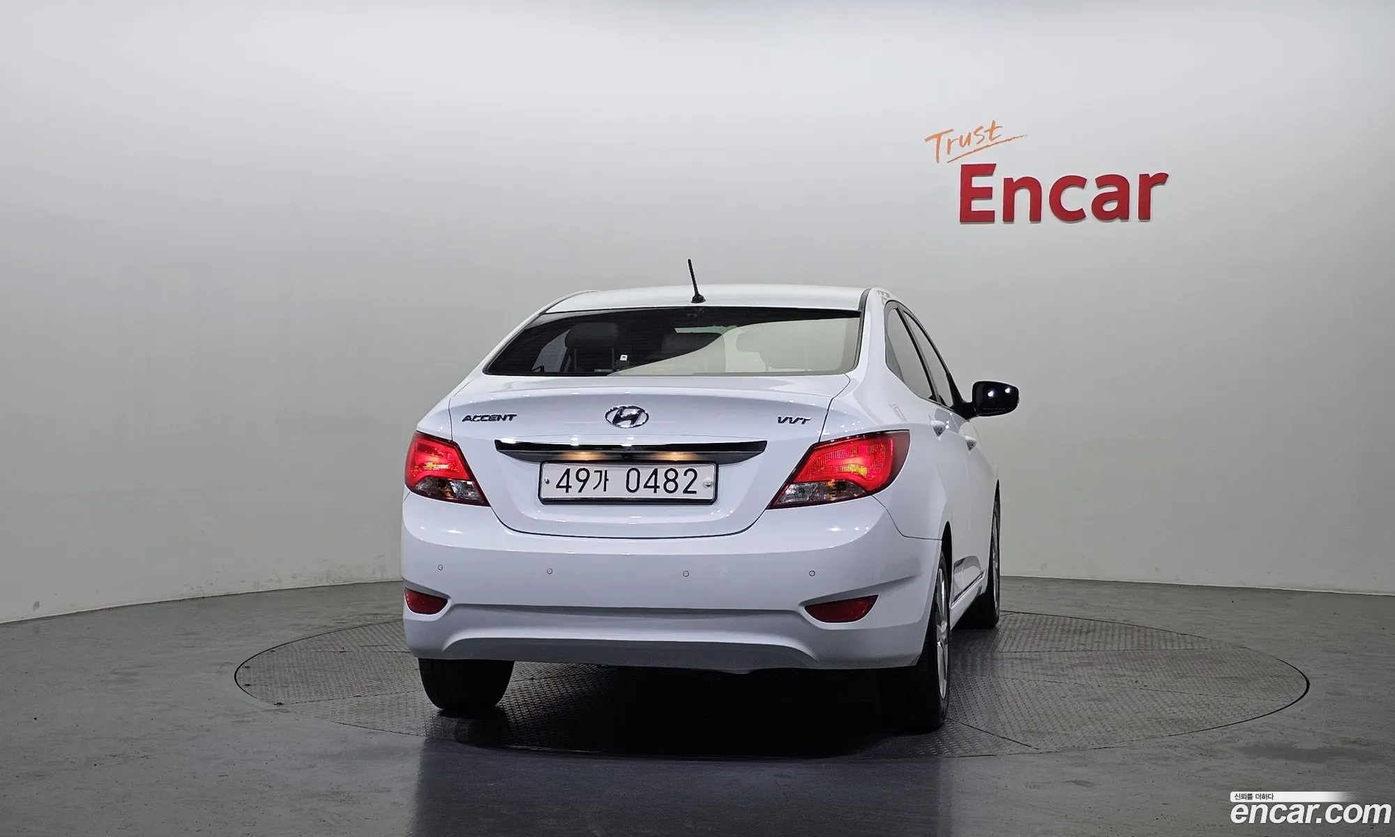 Hyundai Accent 14 Vvt Modern 2017 - фотография 14848887