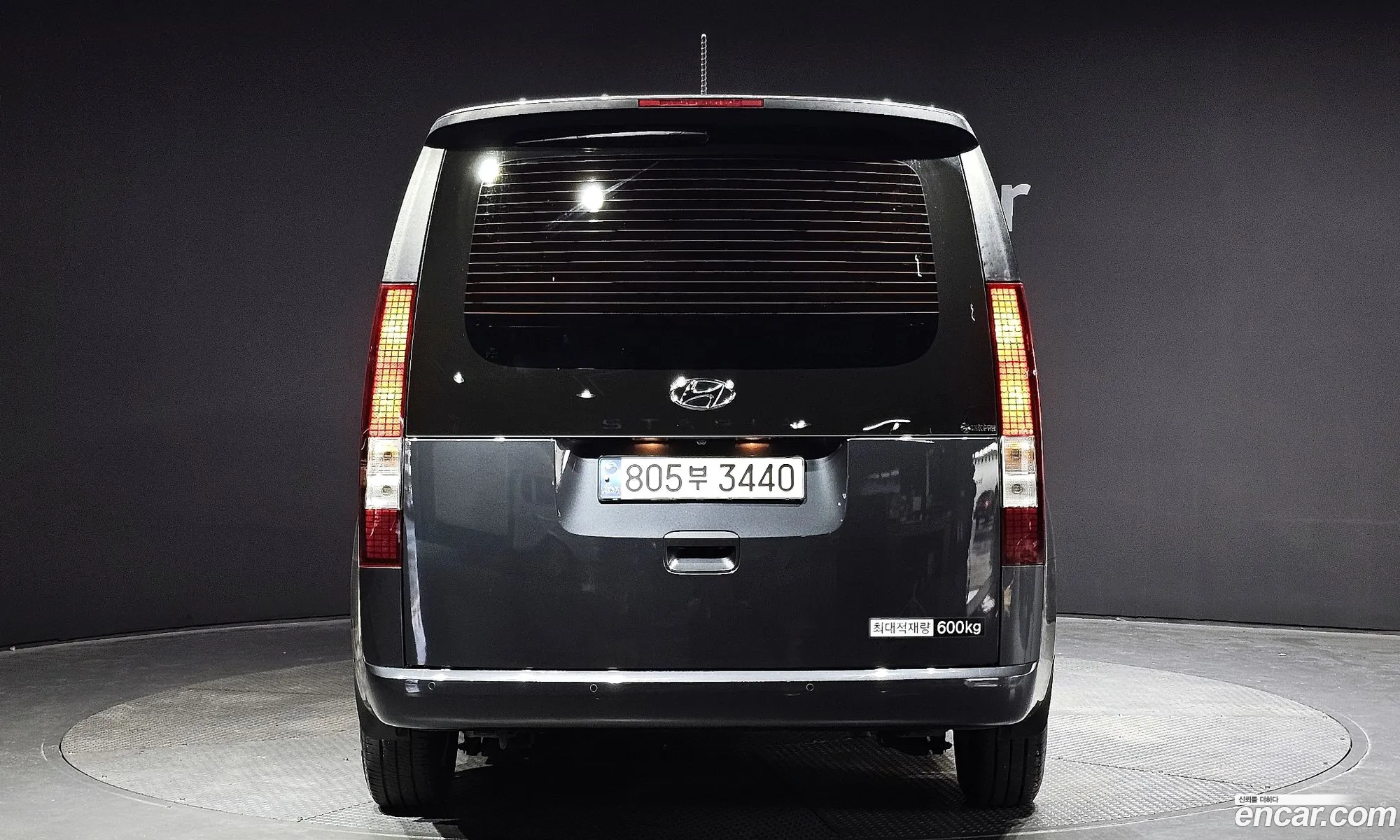 Hyundai Staria Cargo 5-Seater 2023 - фотография 17964597