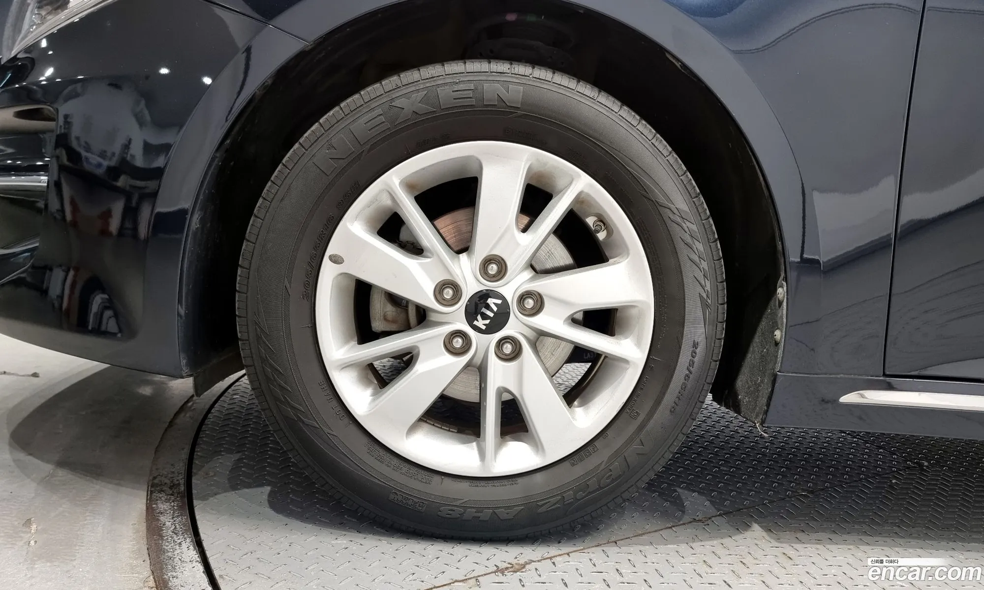 Kia K5 Ii Lpi Mx 2016 - фотография 15698824