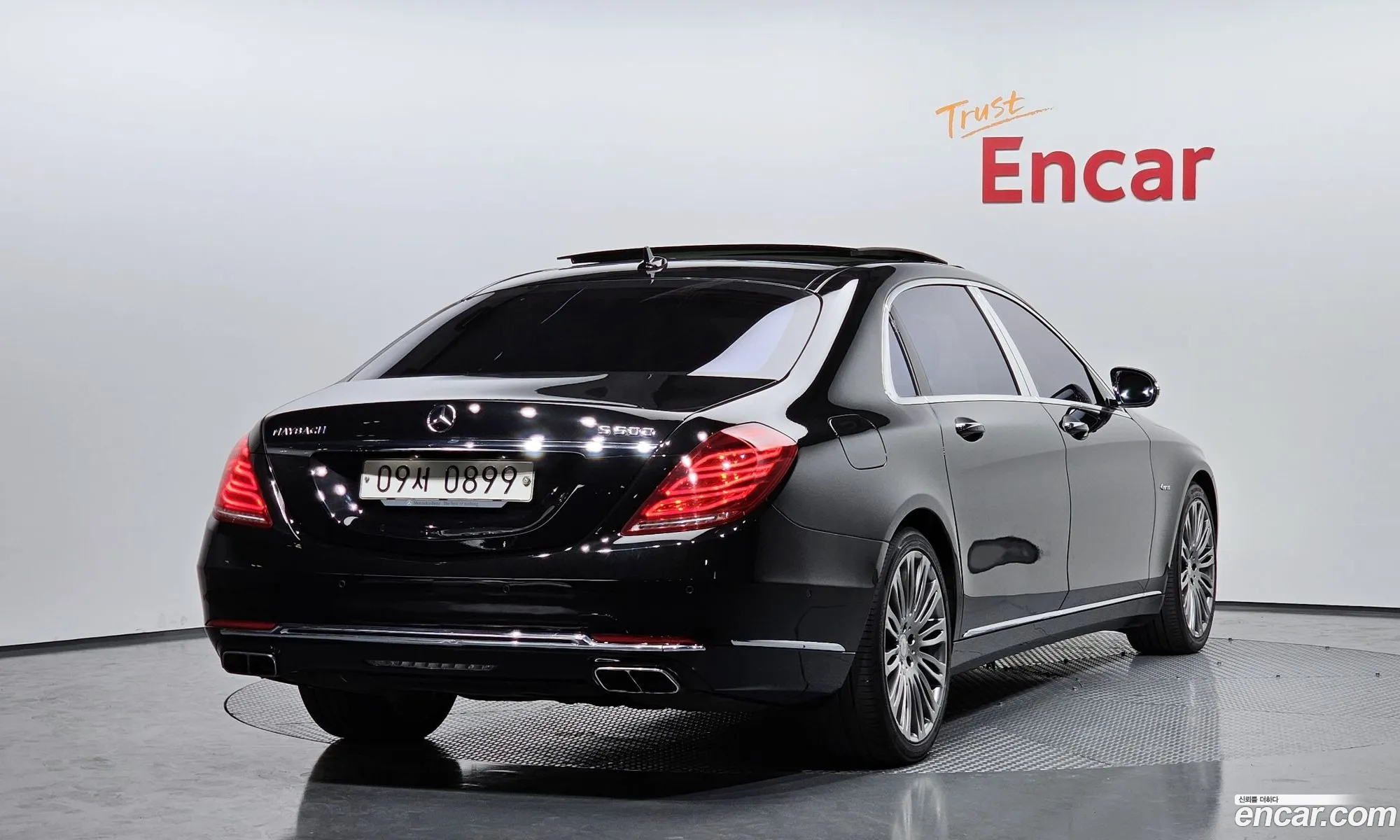 Mercedes S-Class W222 Maybach S500 4Matic - фотография 12676990