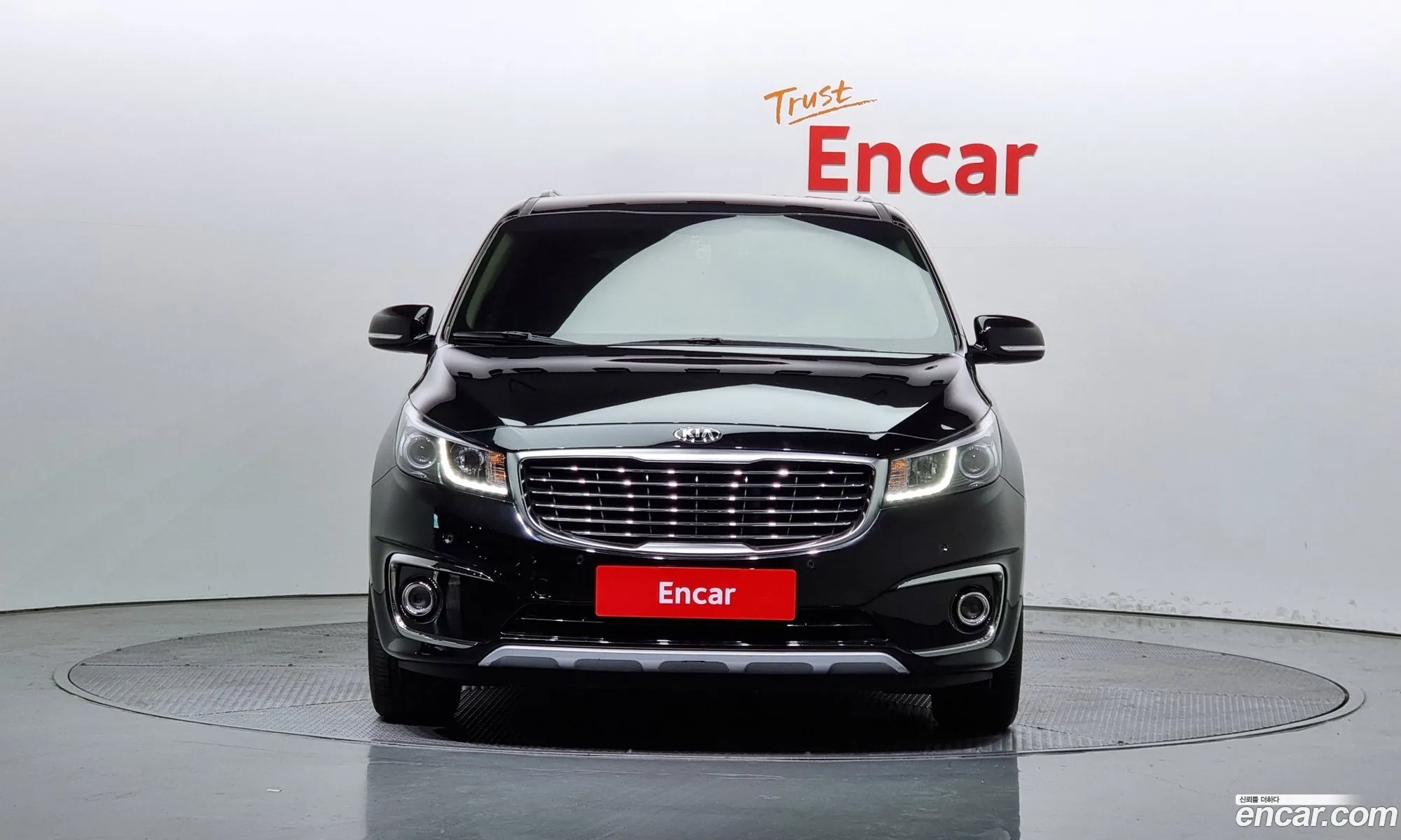 Kia Carnival 9-Seater Prestige 2017 - фотография 11374589