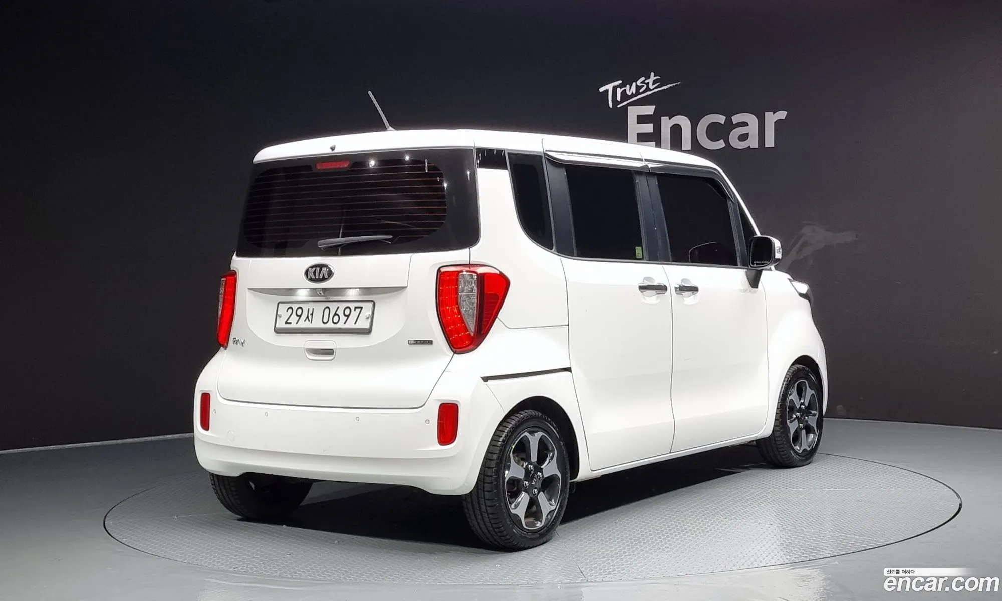 Kia Ray Prestige Bi-Fuel 2016 - фотография 12537180