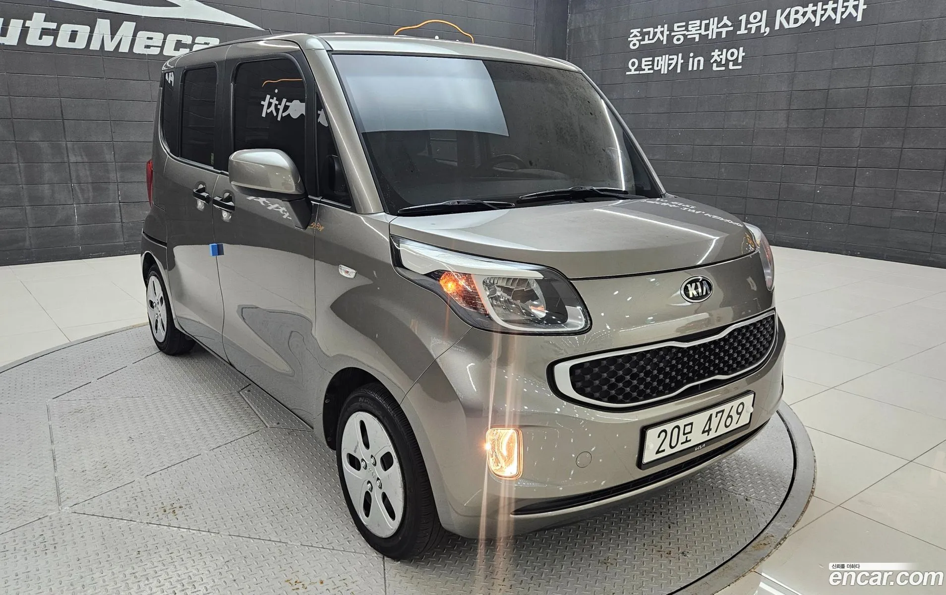 Kia Ray Luxury Van 2013 - фотография 19355653