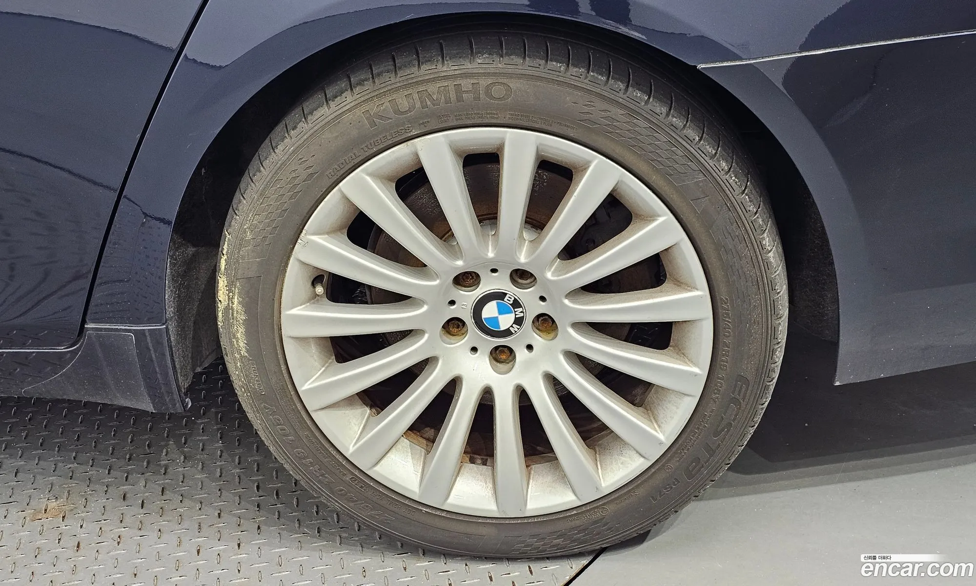 BMW 7Er V F01F02F04 740Li 2013 - фотография 4604696