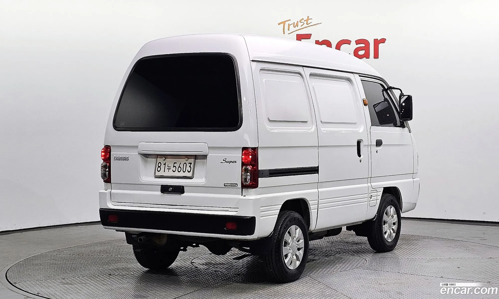 Chevrolet Damas 2-Seater Panel Van 2018 - фотография 4624296