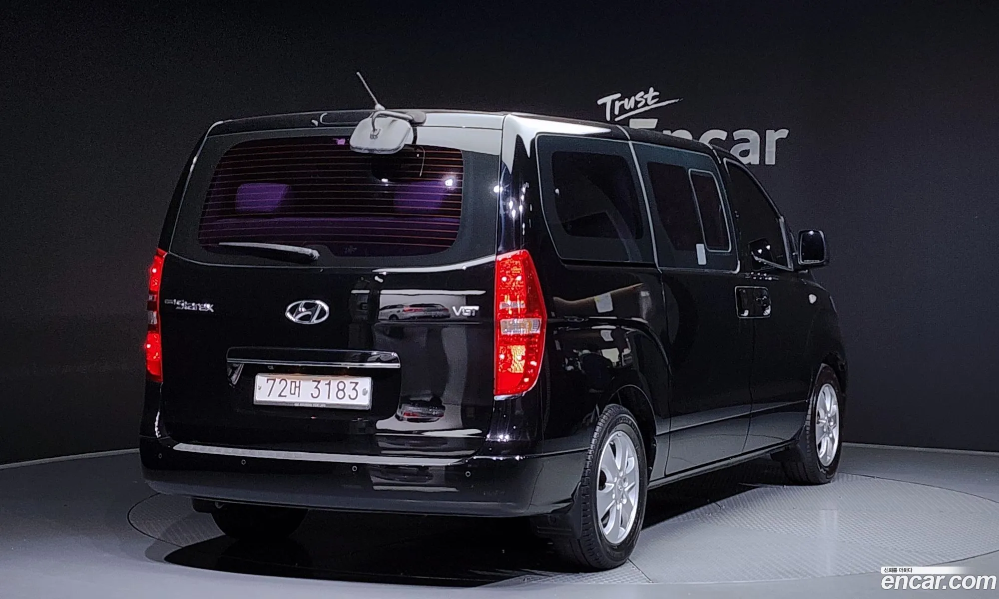 Hyundai Starex Wagon 11-Seater 2018 - фотография 19582674