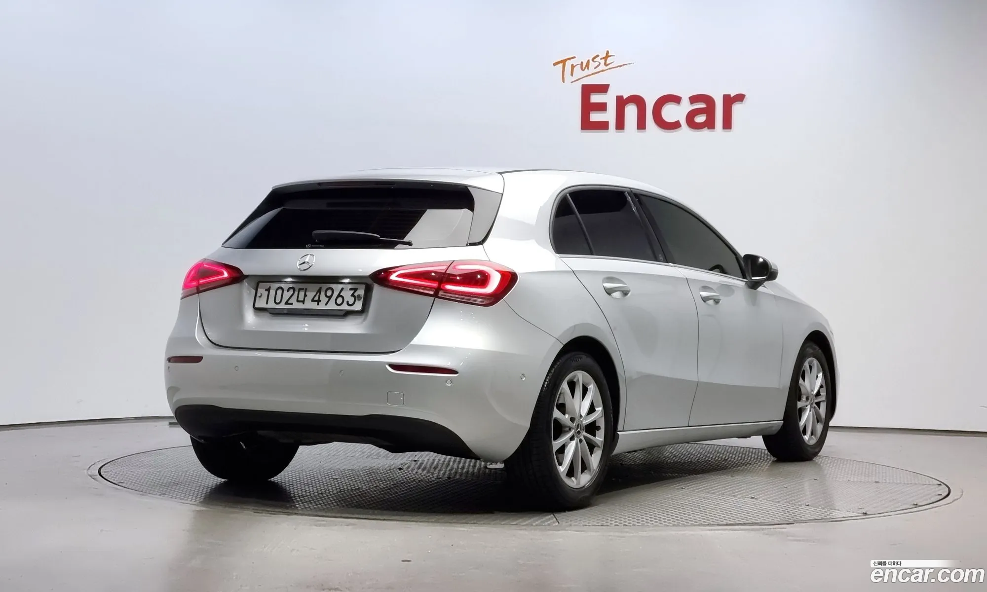 Mercedes-Benz A-Klasse Iv W177 A220 Hatchback 2019 - фотография 12487809