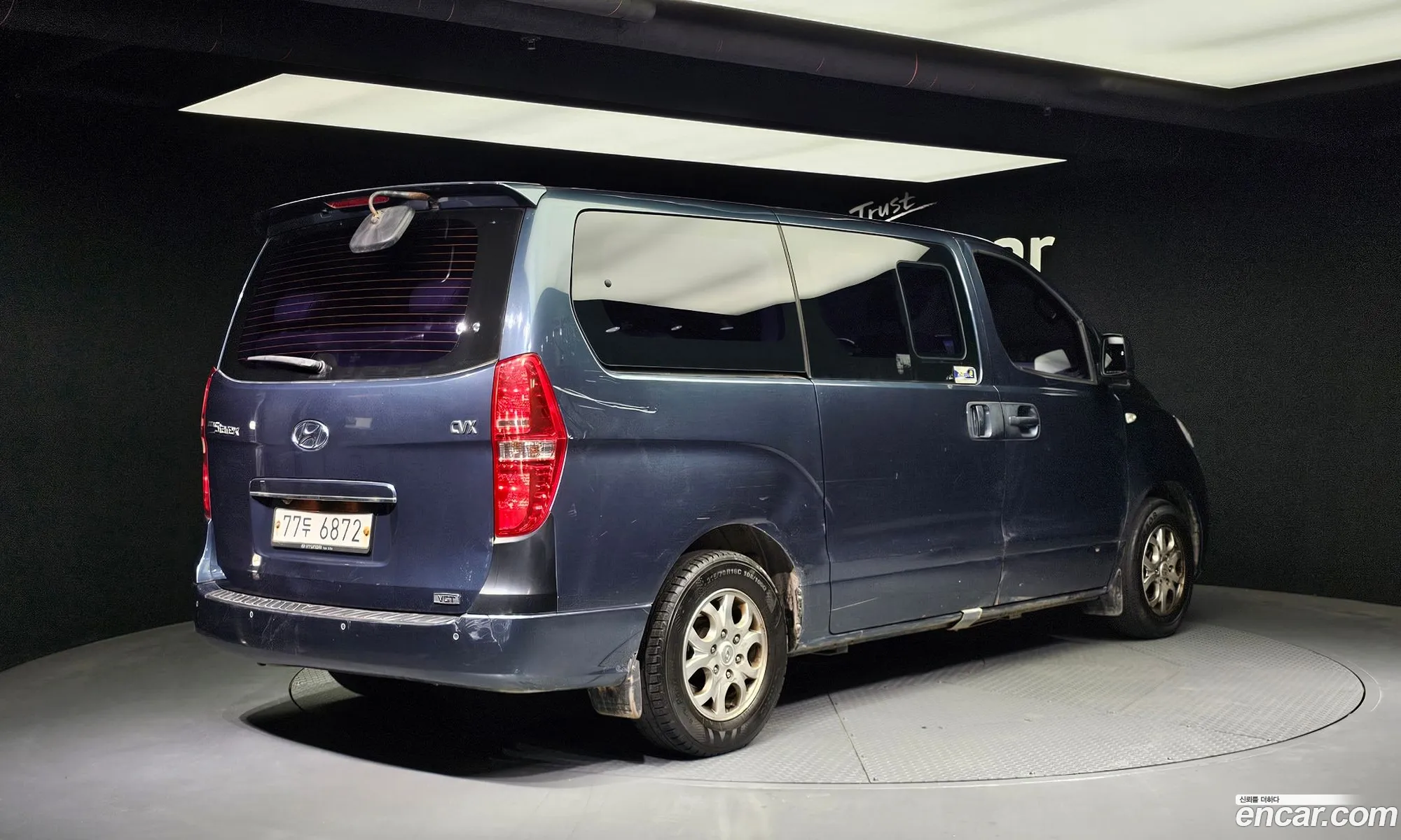 Hyundai Starex 12-Seater Wagon 2012 - фотография 11469054