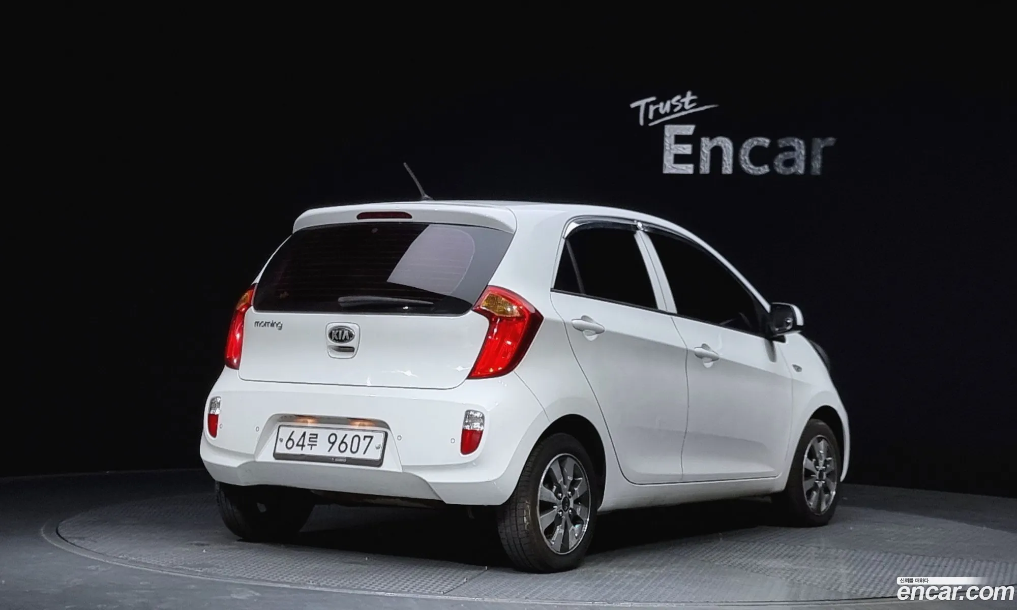 Kia All New Morning Deluxe - фотография 14856443