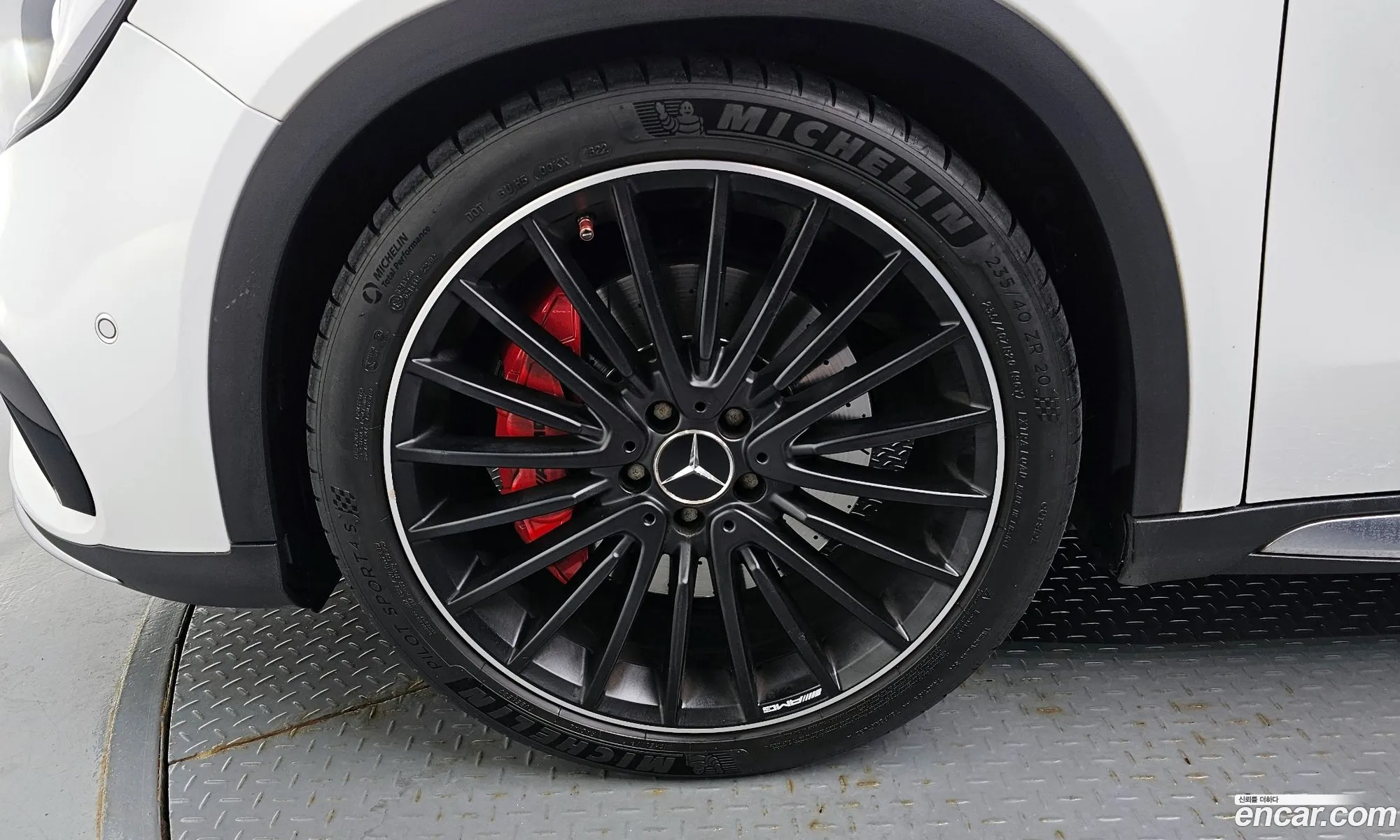 Mercedes-Benz Gla-Klasse I X156 Gla45 Amg 4Matic 2019 - фотография 12070614