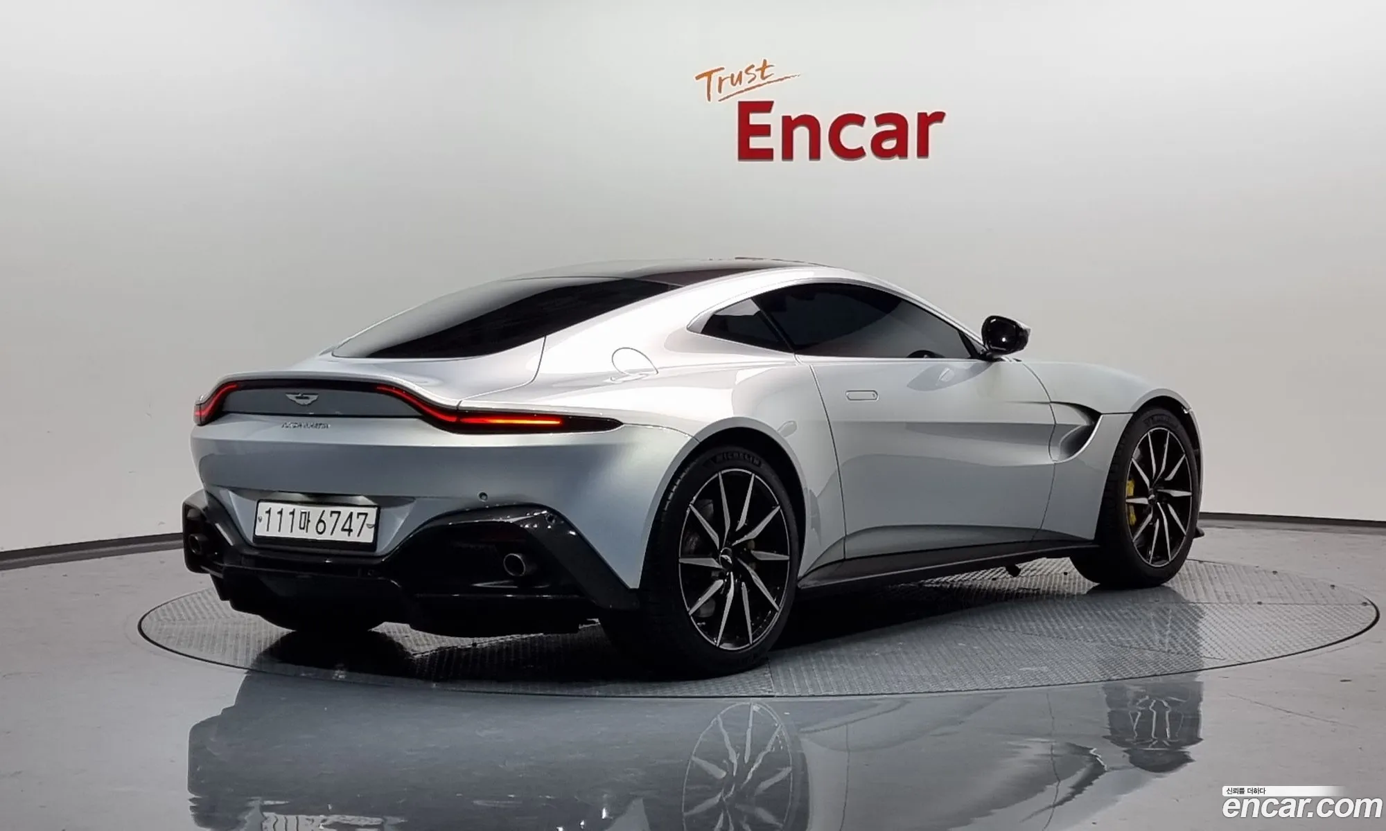 Aston Martin Vantage Iv 40 V8 Coupe 2019 - фотография 3498667