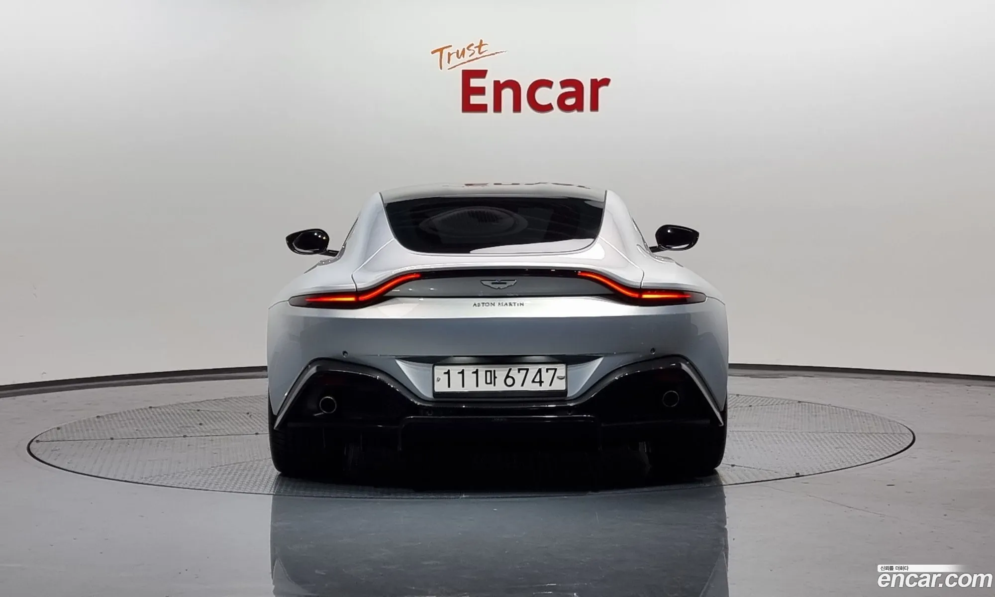 Aston Martin Vantage Iv 40 V8 Coupe 2019 - фотография 3498669