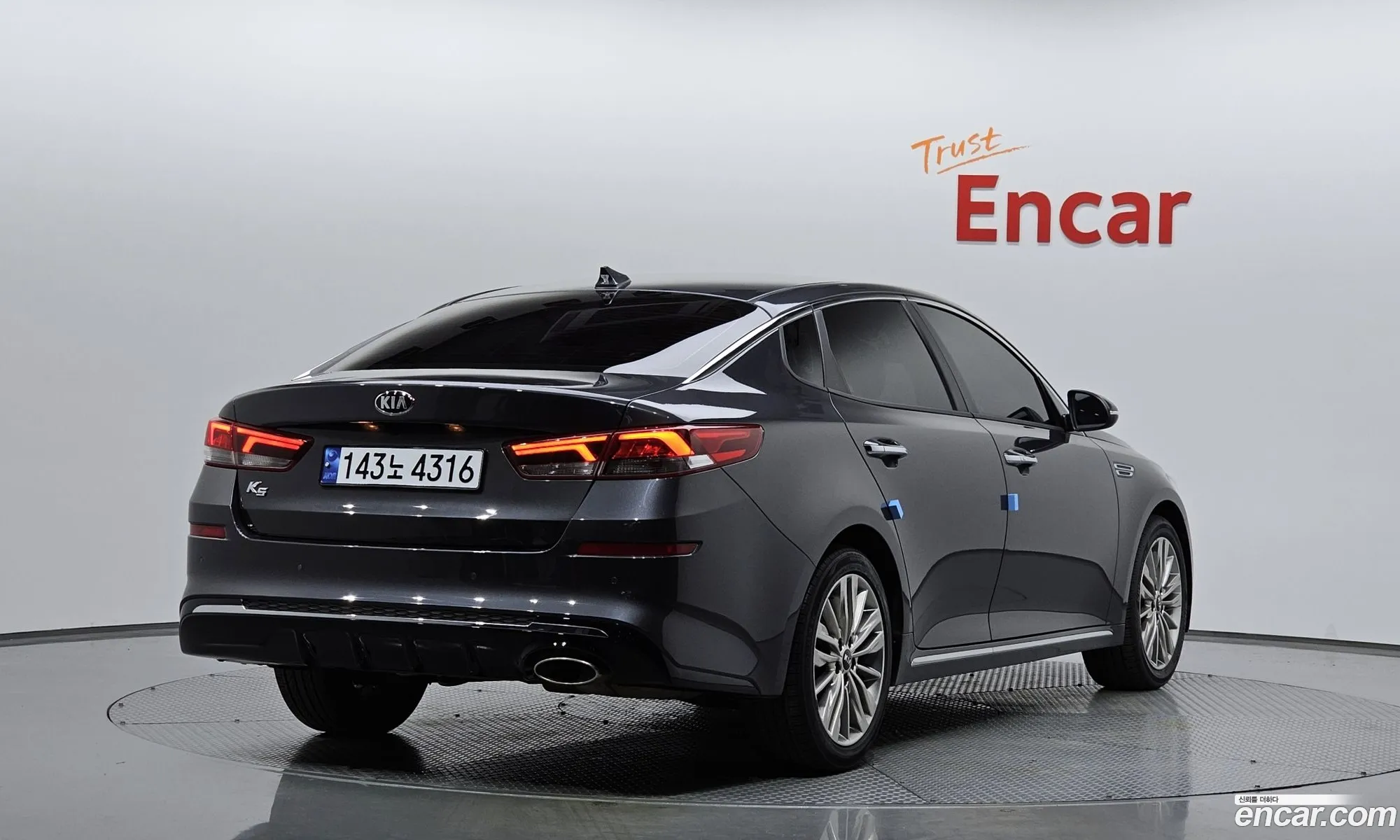 Kia K5 Ii 20 2018 - фотография 11408524