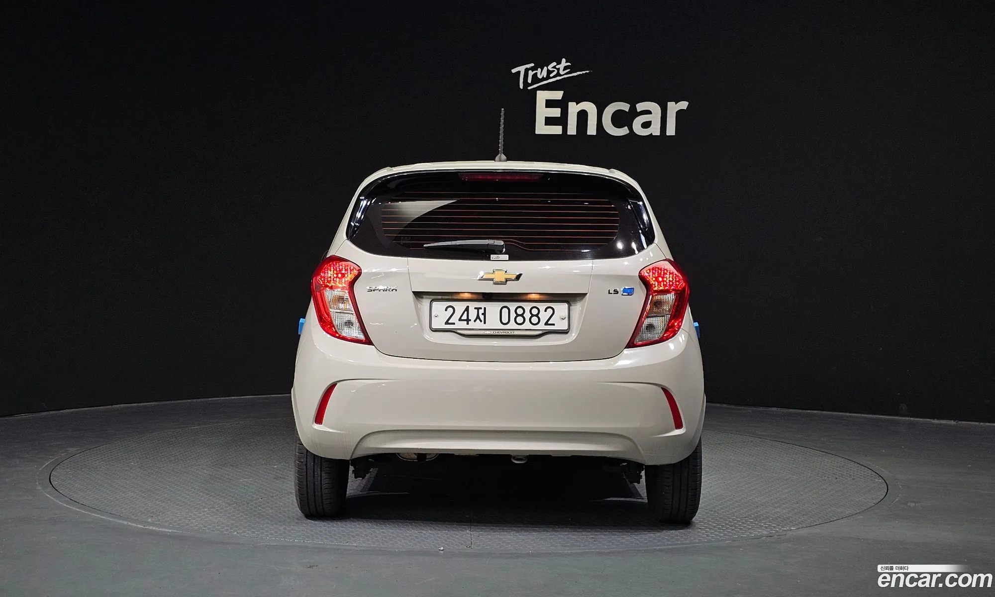 Chevrolet Spark Eco Ls 2016 - фотография 4610065