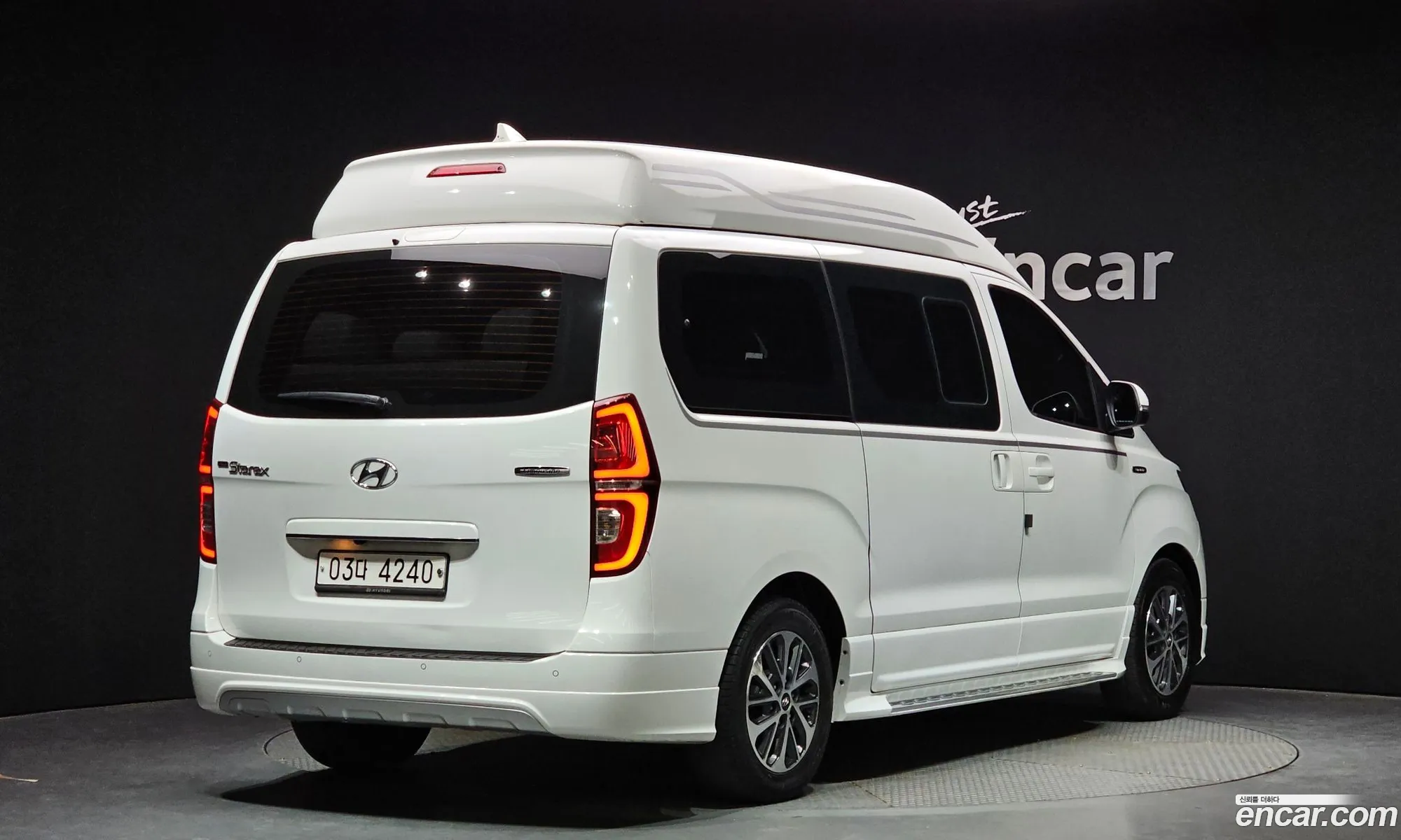 Hyundai Starex Limousine 2018 - фотография 11375546