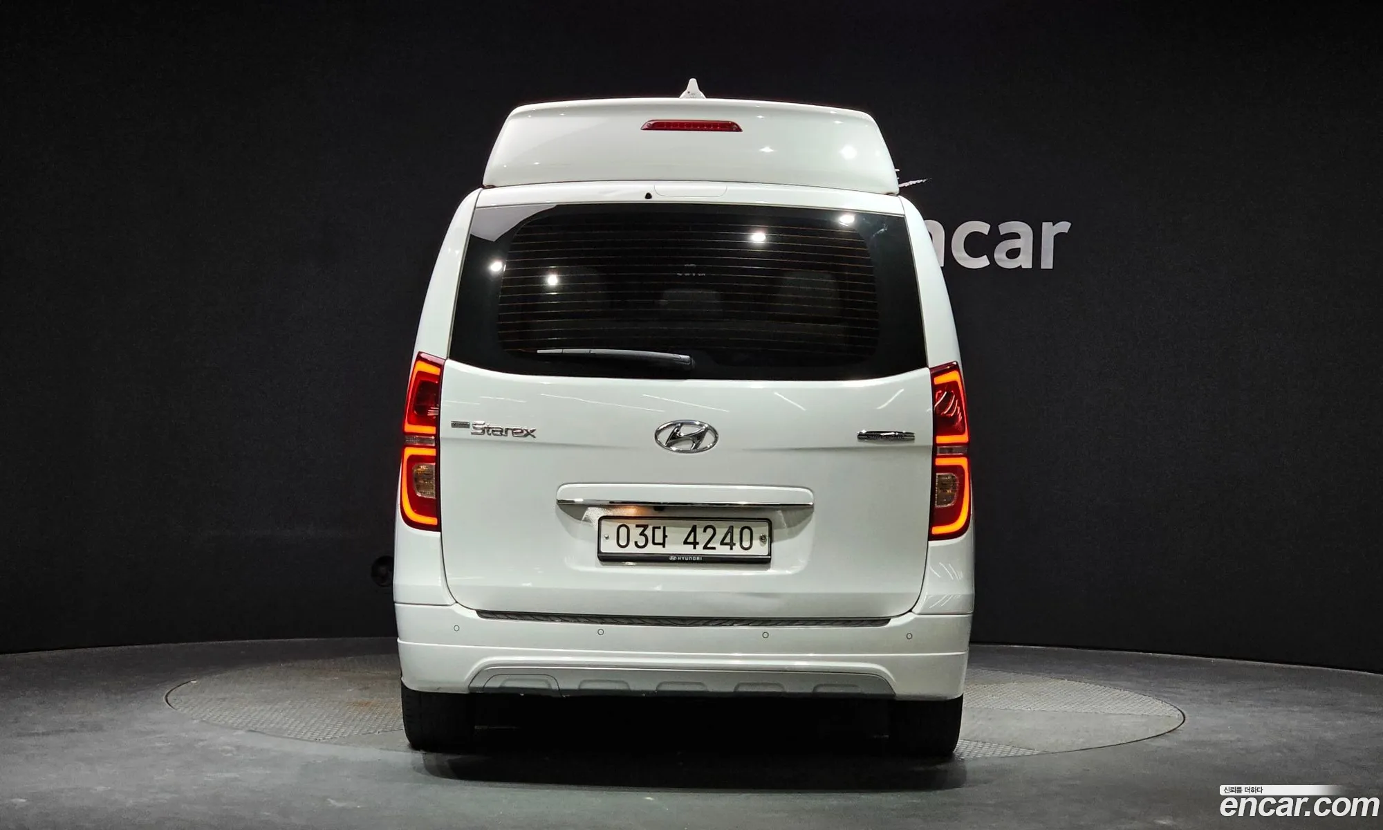 Hyundai Starex Limousine 2018 - фотография 11375548