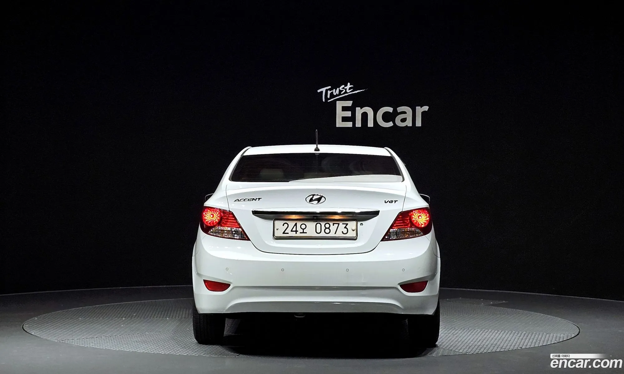 Hyundai Accent Iv Diesel 16 Vgt Premier 2013 - фотография 18619432