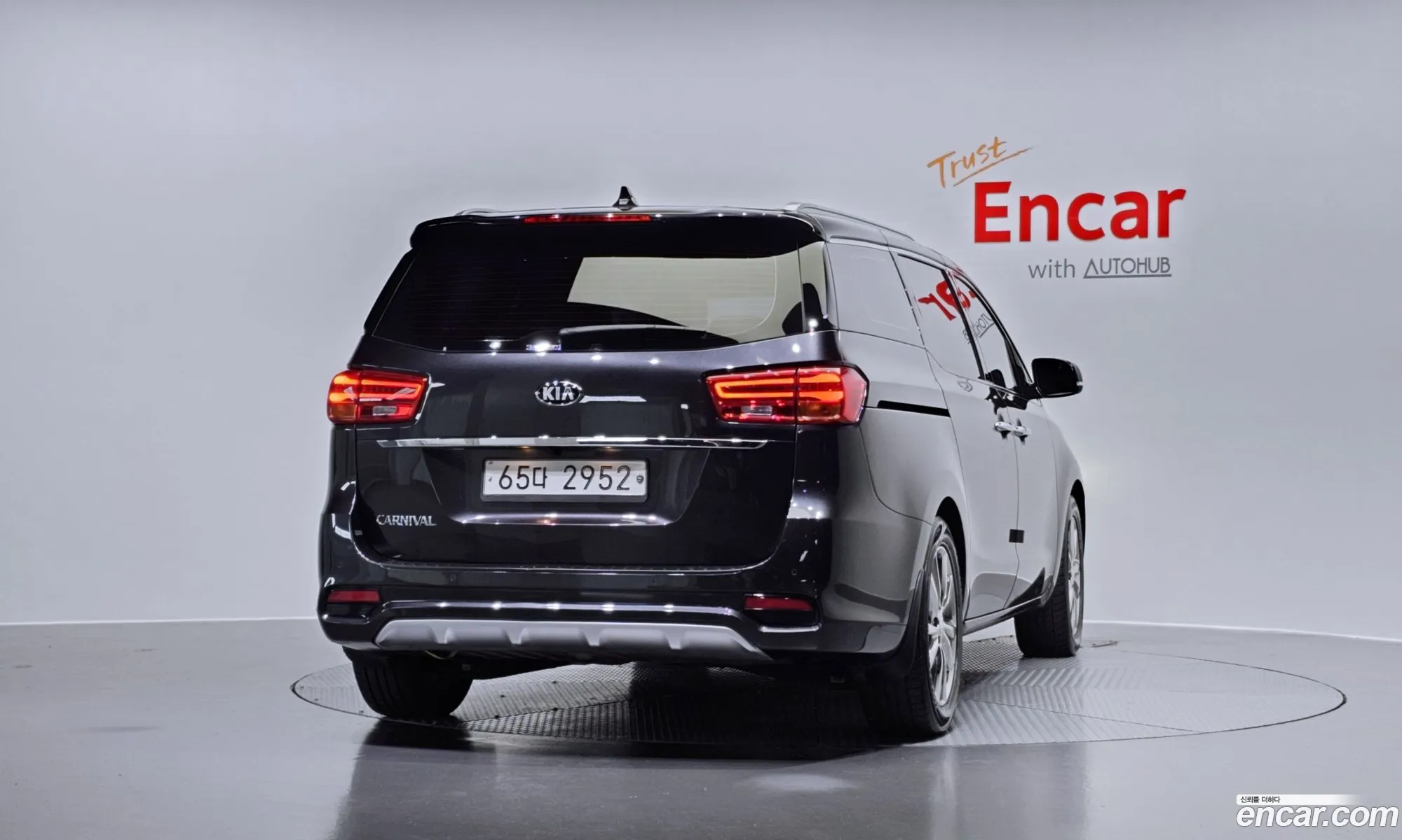 Kia Carnival Iii 9-Seater Noblesse 2019 - фотография 11317863