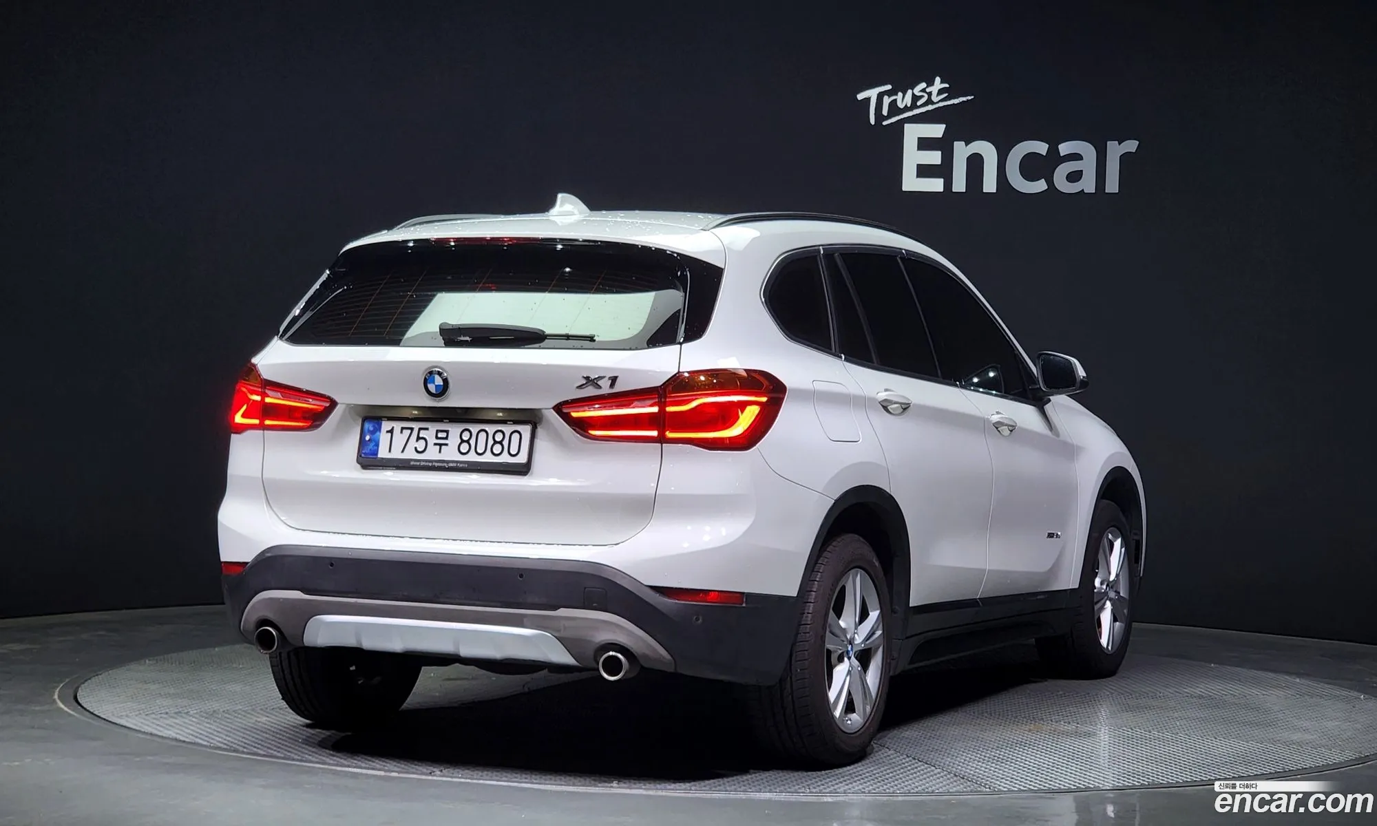 BMW X1 Ii F48 xDrive 18D 2016 - фотография 174957