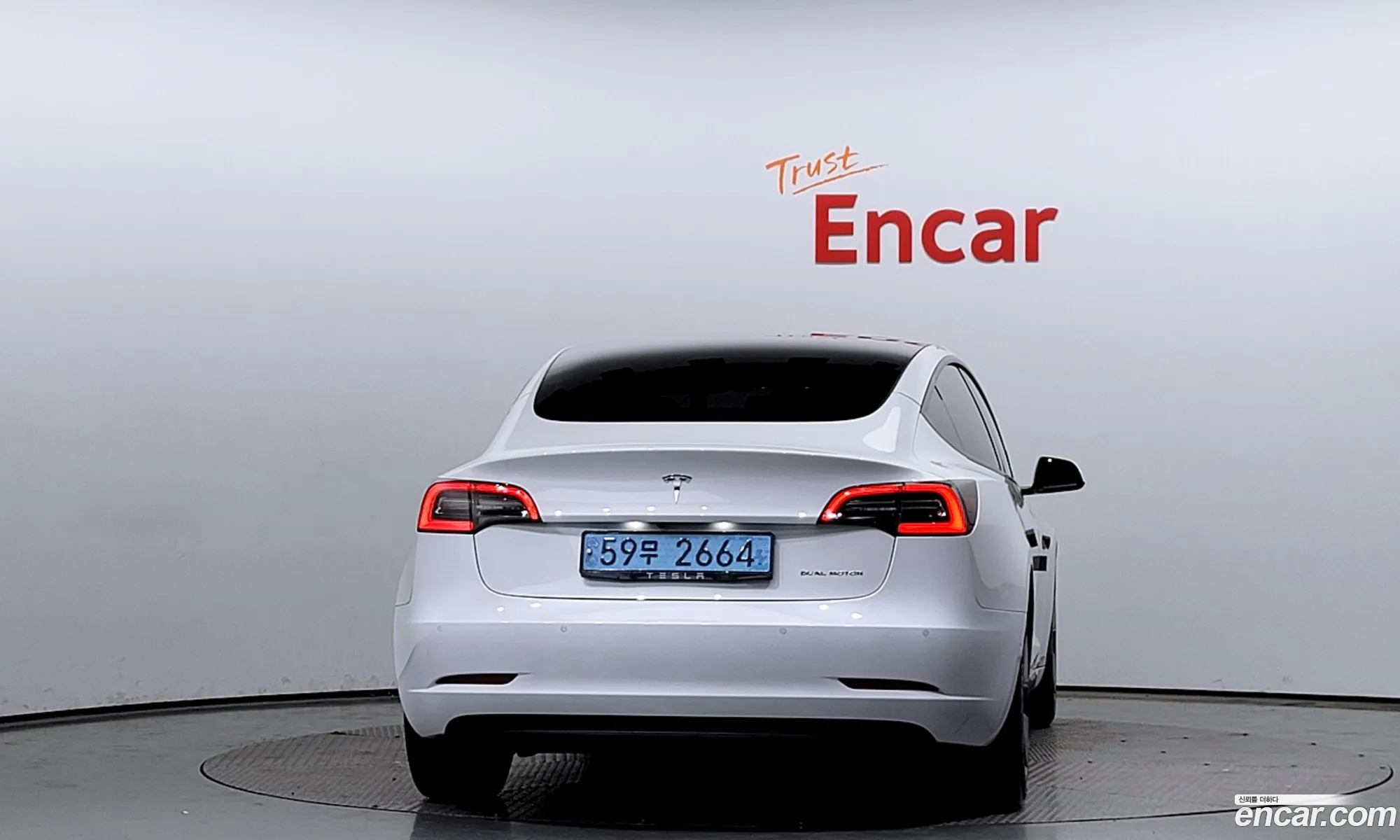 Tesla Model 3 I Long Range 2021 - фотография 3727347
