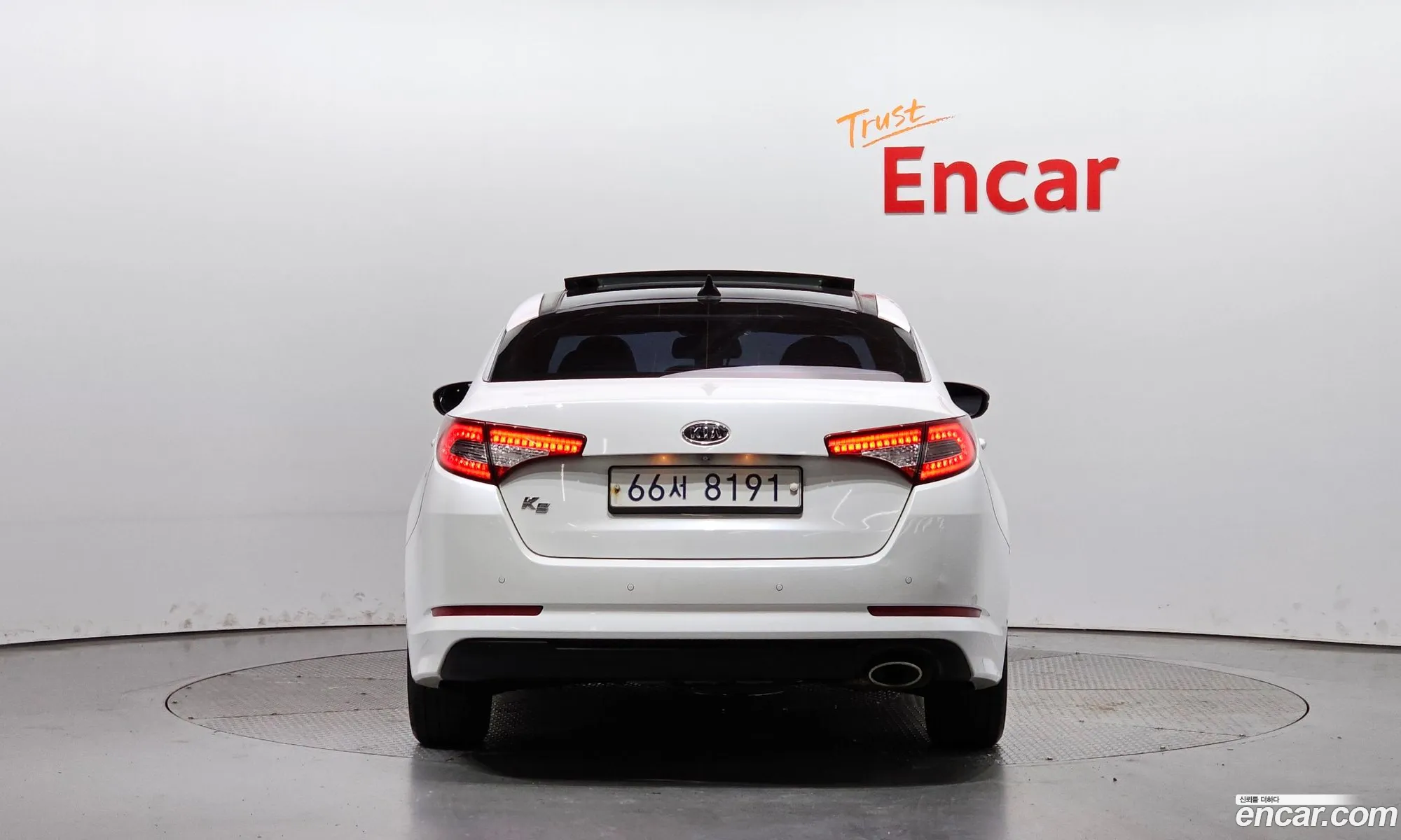 Kia K5 I 20 Prestige 2011 - фотография 19874210