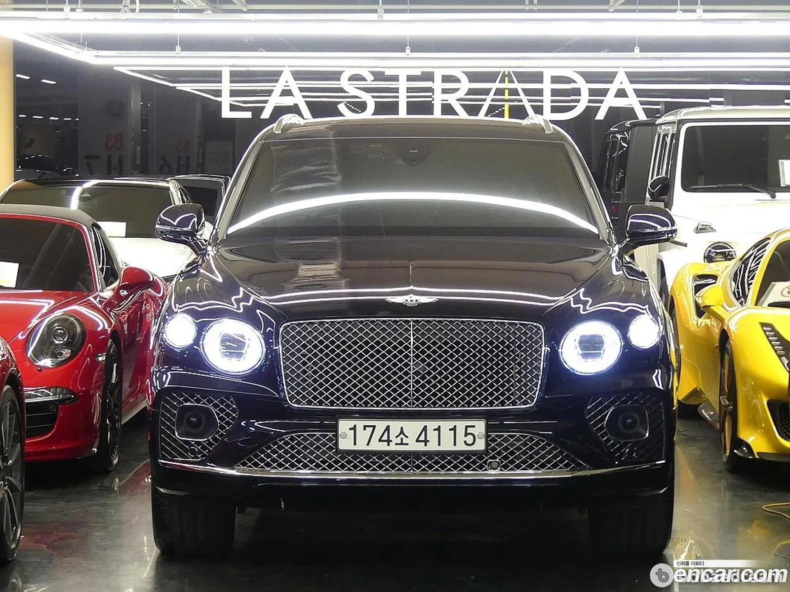 Bentley Bentayga I 40V8 2022 - фотография 14481866