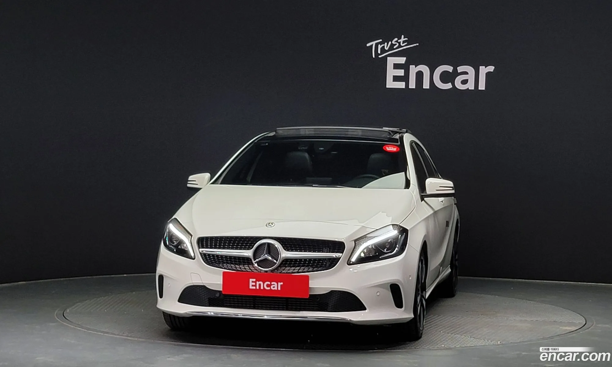 Mercedes-Benz A-Klasse A200 2018 - фотография 12518536