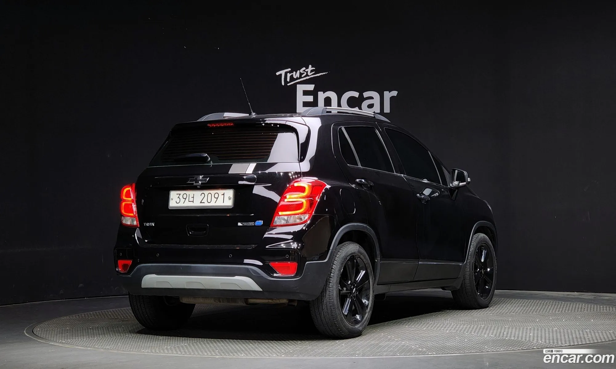 Chevrolet Trax I 16 Diesel Perfect Black 2017 - фотография 4497907
