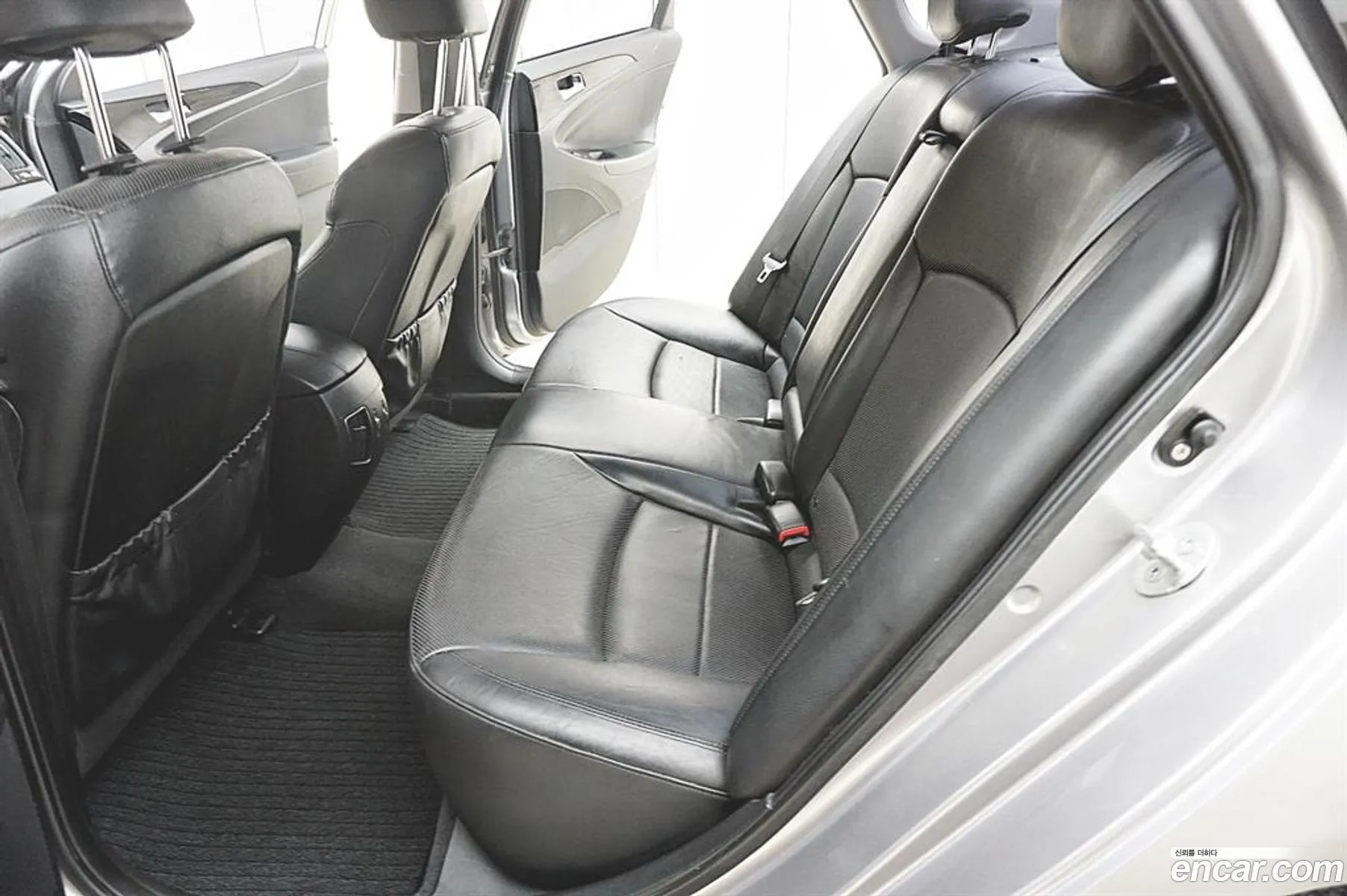 Hyundai Sonata Y20 Premier 2010 - фотография 19181957
