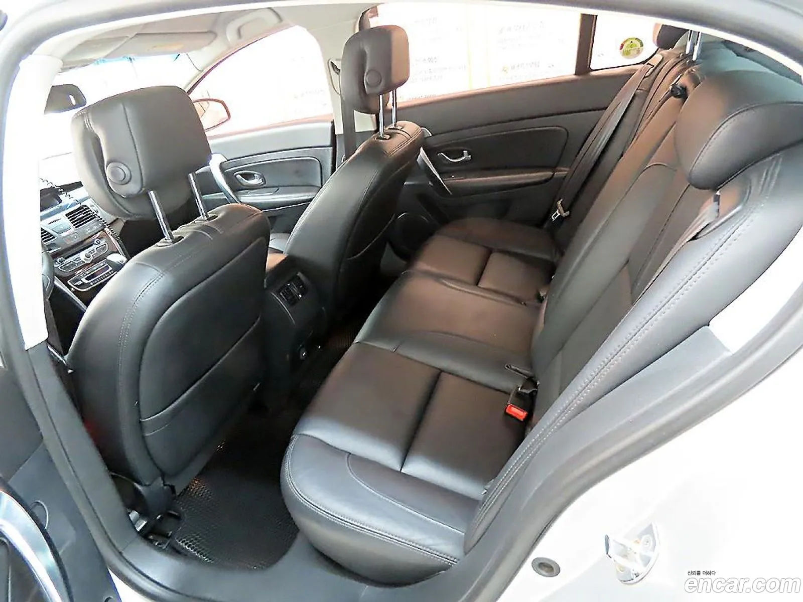 Renault Samsung Sm5 Ii Le 2010 - фотография 7420544