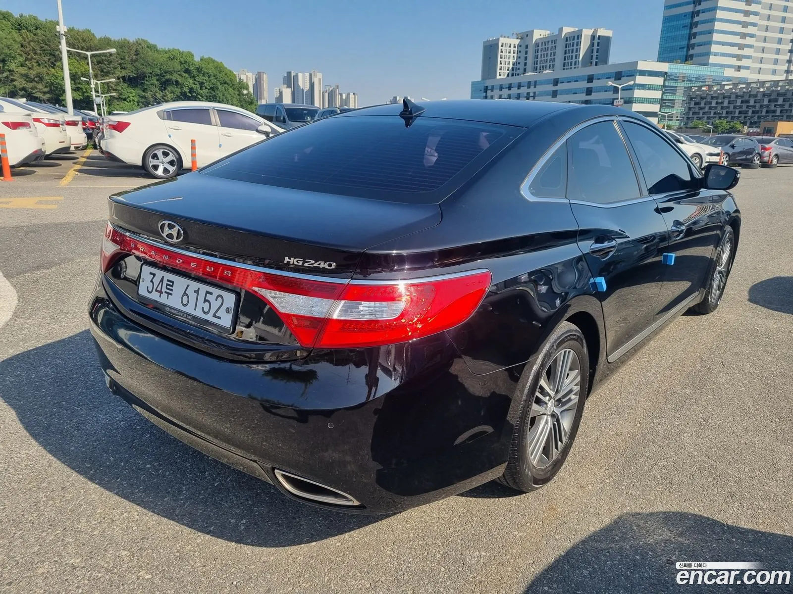 Hyundai Grandeur V Hg240 Modern 2014 - фотография 14444579