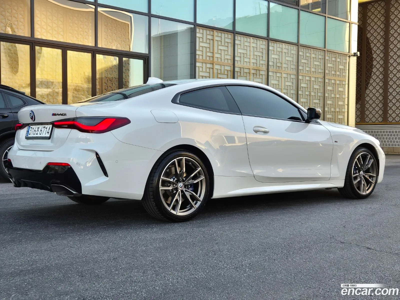 BMW 4Er M440I xDrive Coupe 2023 - фотография 15127345