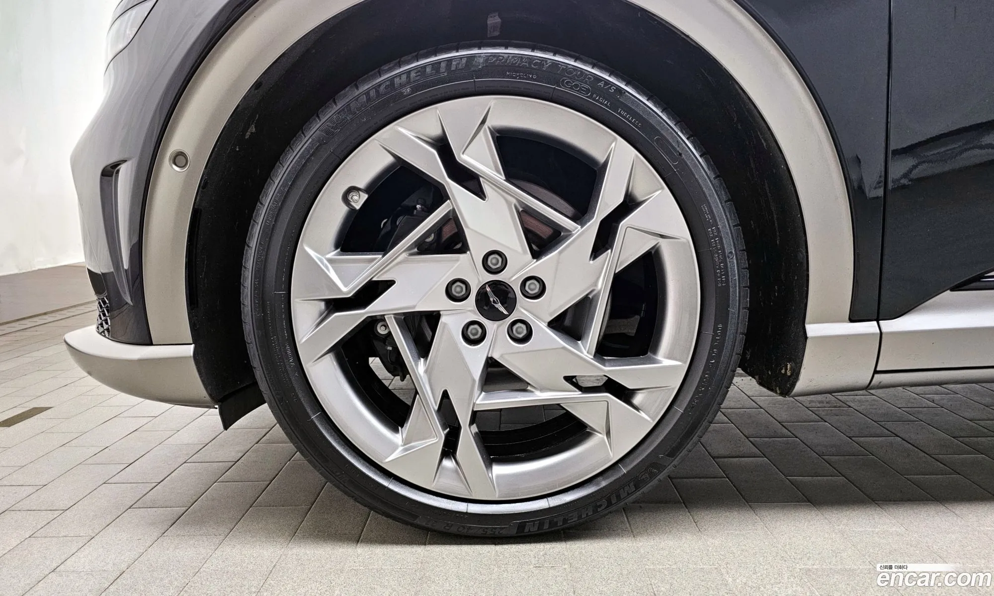 Genesis Gv60 Performance Awd 2022 - фотография 11827721