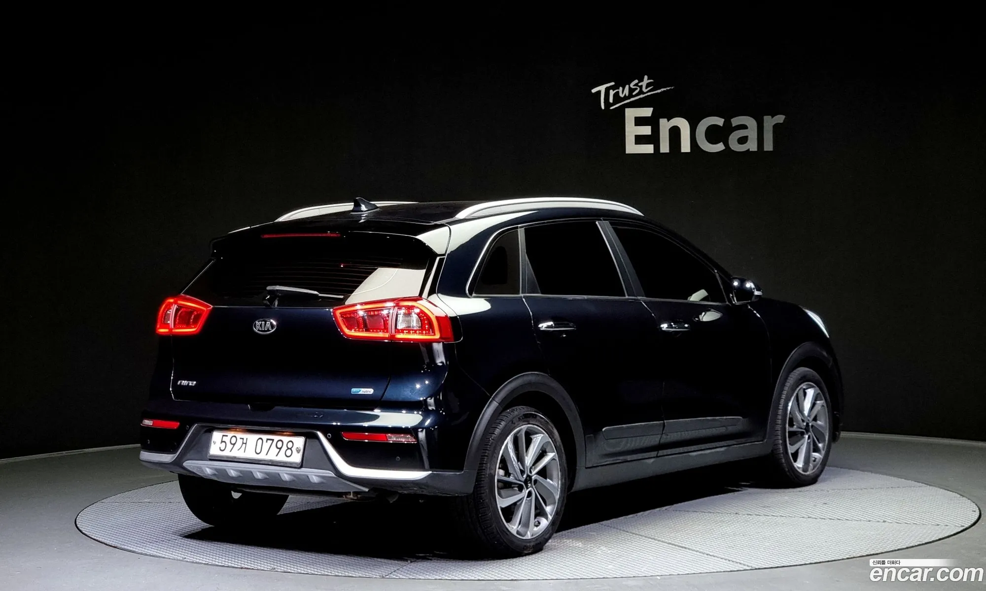 Kia Niro I Prestige 2017 - фотография 15975986