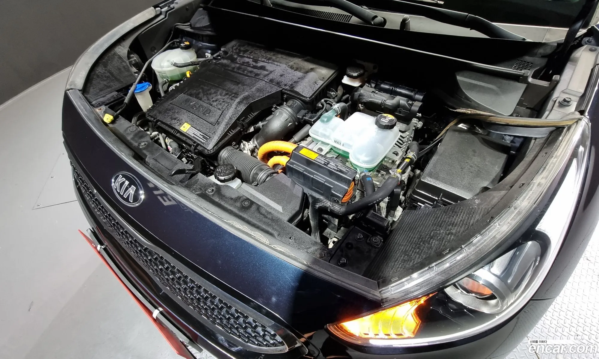 Kia Niro I Prestige 2017 - фотография 15975990