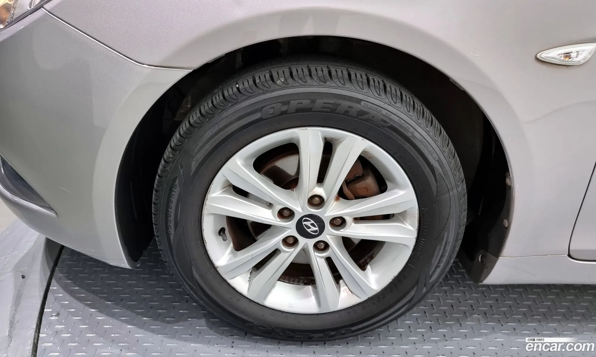 Hyundai Sonata Lpi Luxury 2011 - фотография 12836355