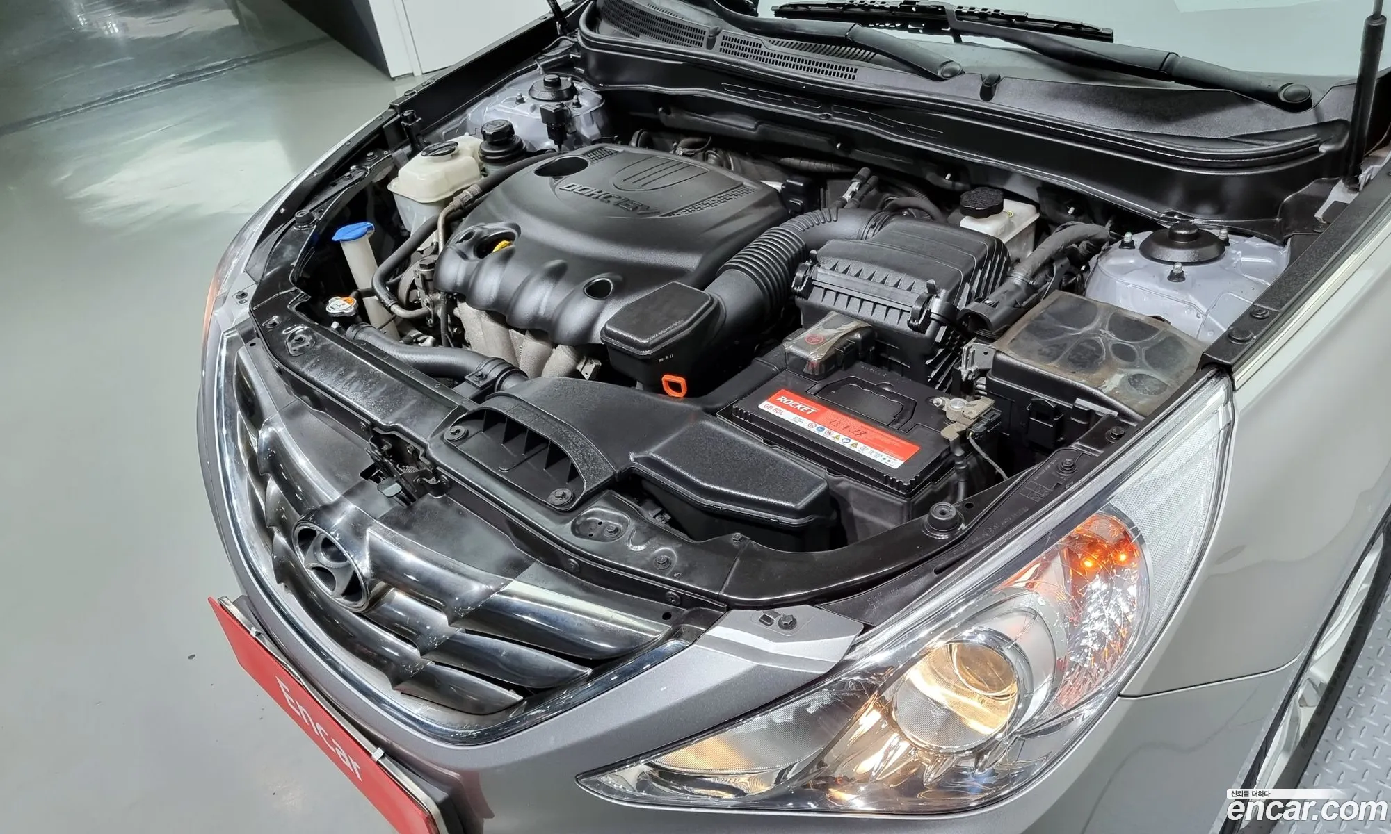 Hyundai Sonata Lpi Luxury 2011 - фотография 12836356