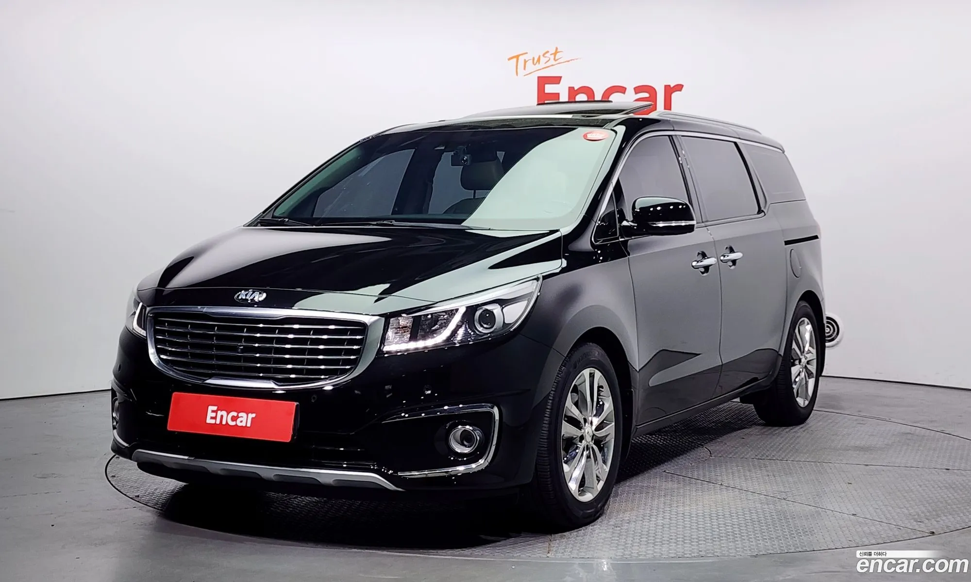 Kia Carnival Gasoline 9-Seater Noblesse 2016 - фотография 14300536