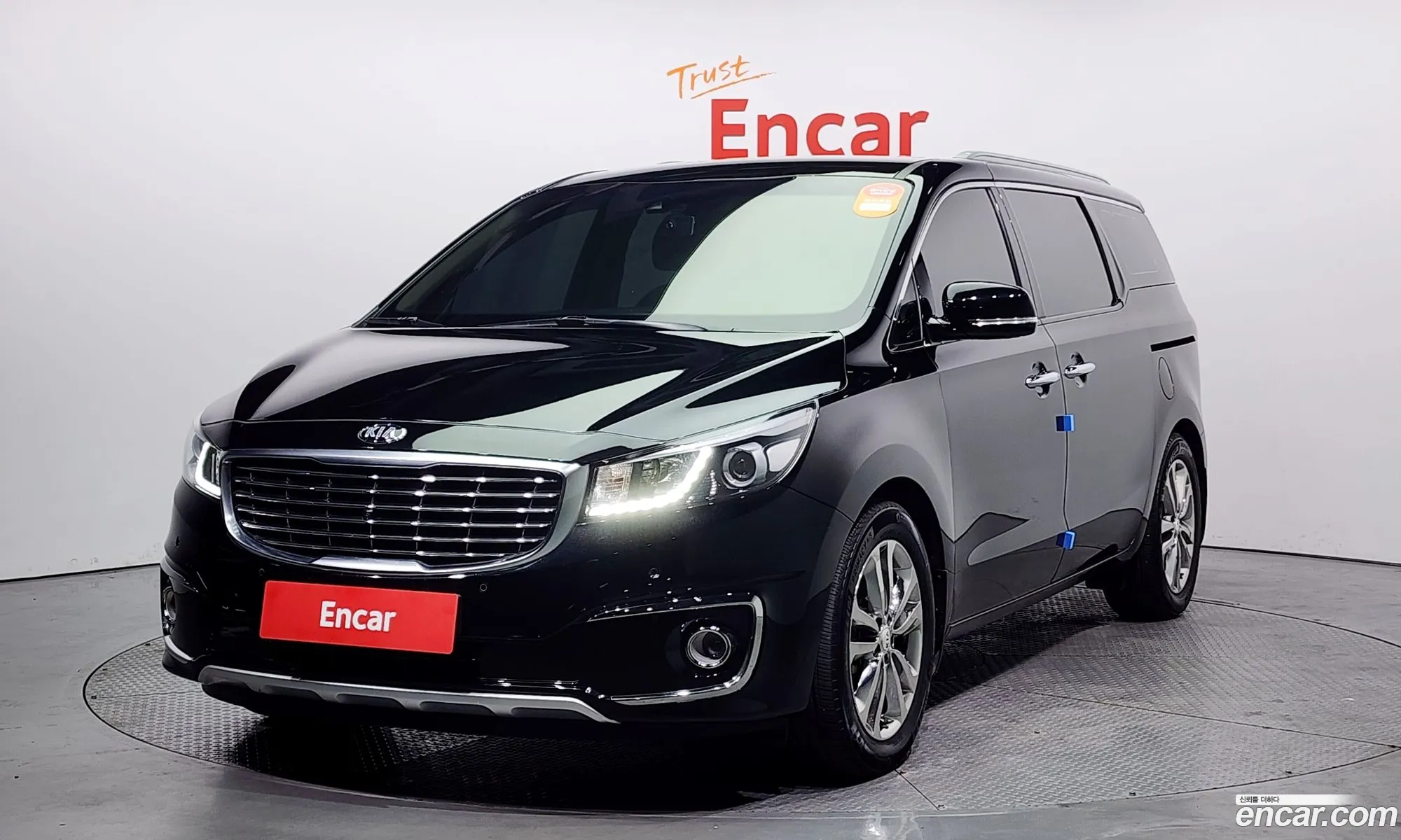 Kia Carnival Gasoline 9-Seater Noblesse 2017 - фотография 13641452