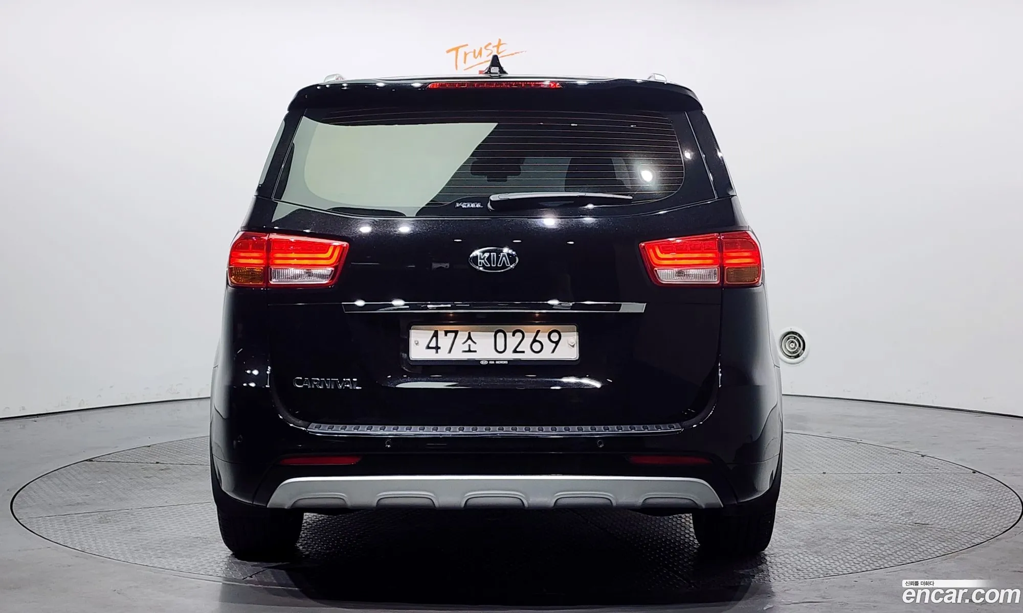 Kia Carnival Gasoline 9-Seater Noblesse 2017 - фотография 13641457