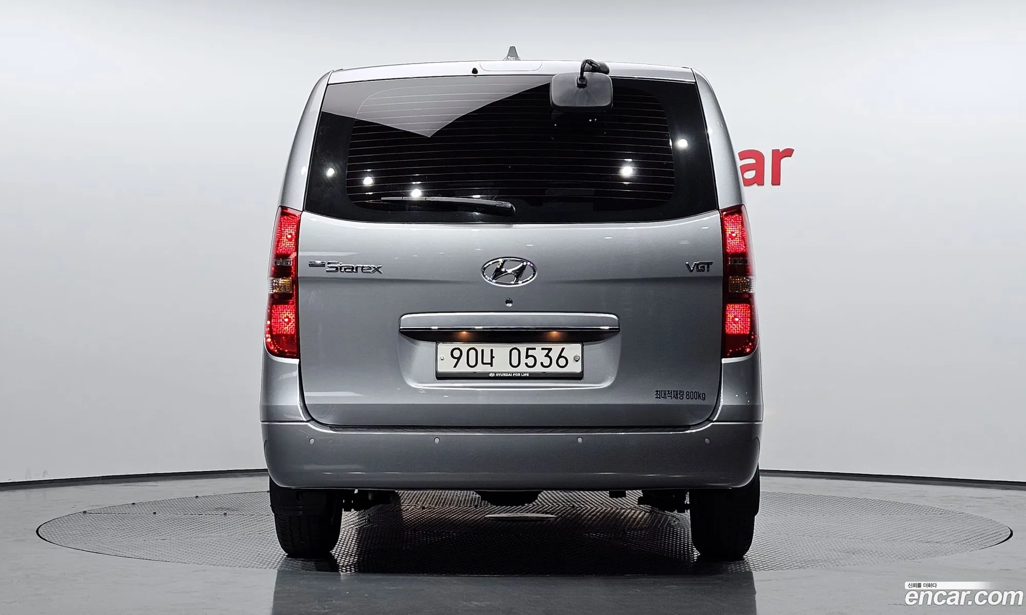 Hyundai Starex 3-Seater Van 2021 - фотография 12077105
