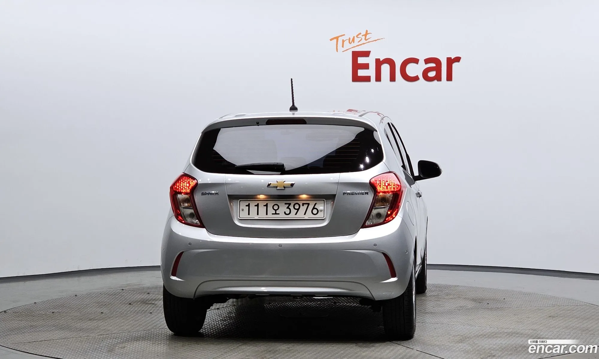 Chevrolet Spark Iii M300 Premier 2021 - фотография 4798569