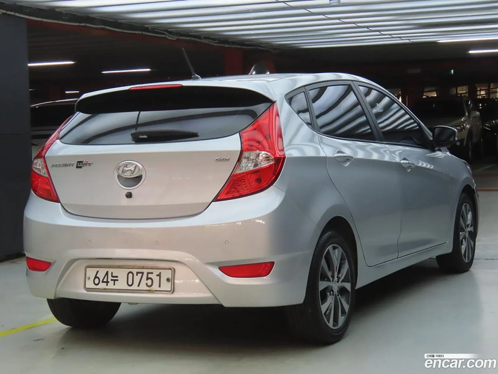 Hyundai Accent Iv 16 Gdi Premium 2014 - фотография 19377715