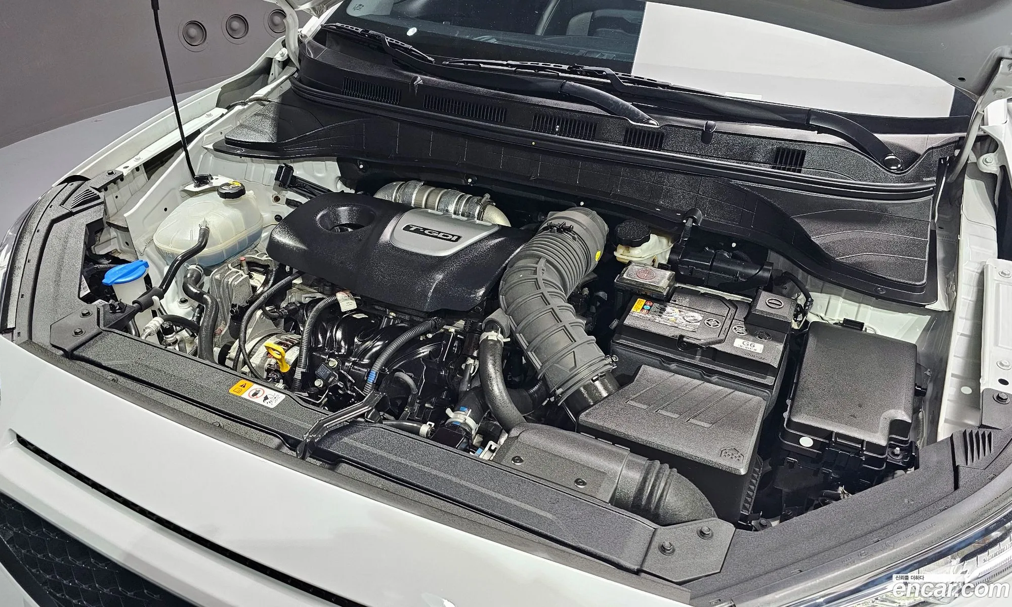 Hyundai Kona 16 Turbo 2Wd 2018 - фотография 11895036