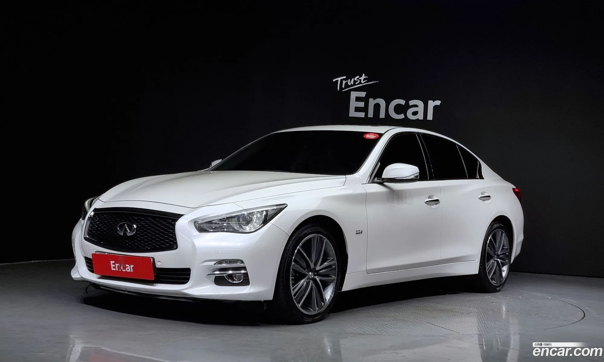 Infiniti Q50 22D Premium - фотография 3774747